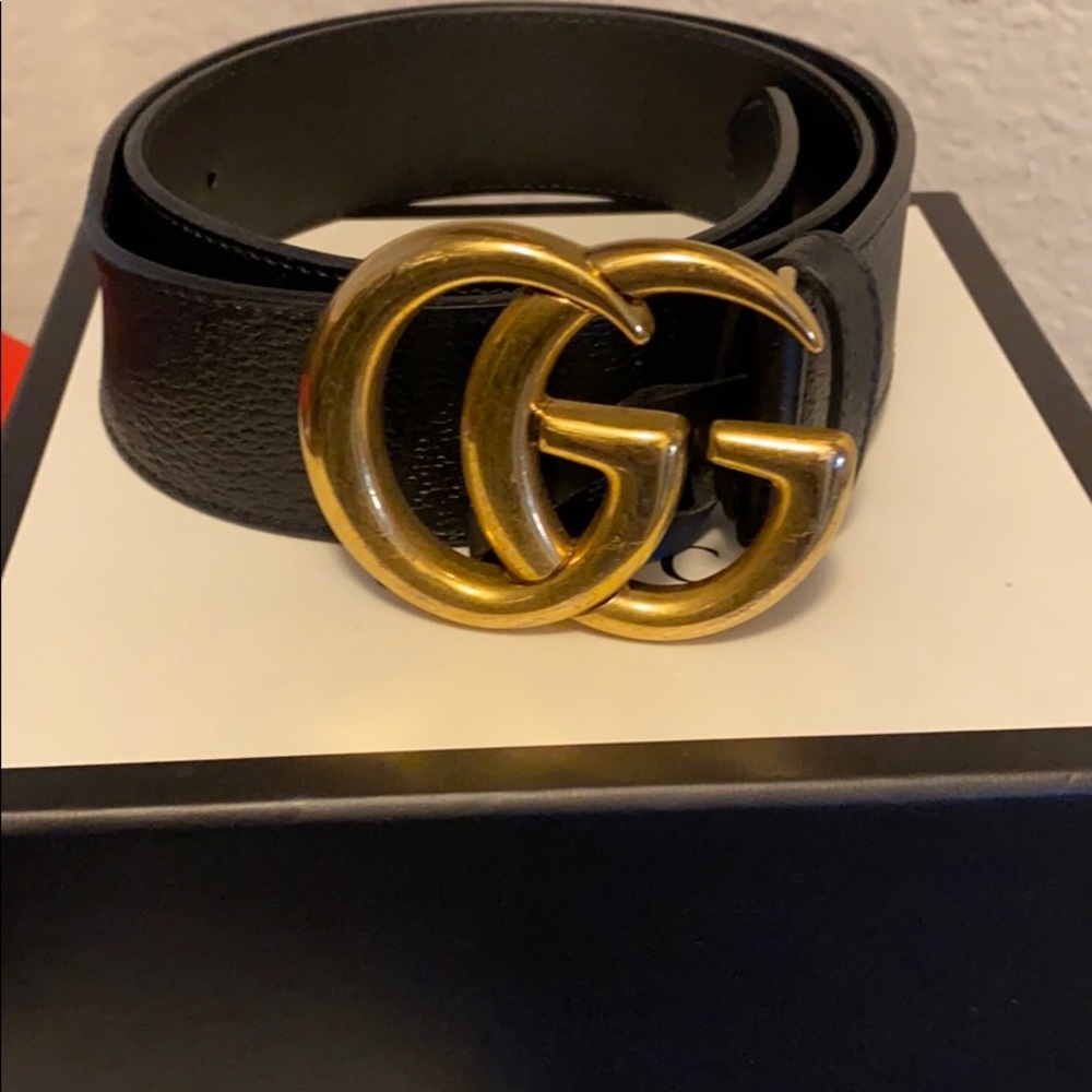 Wide leather belt with Double G buckle